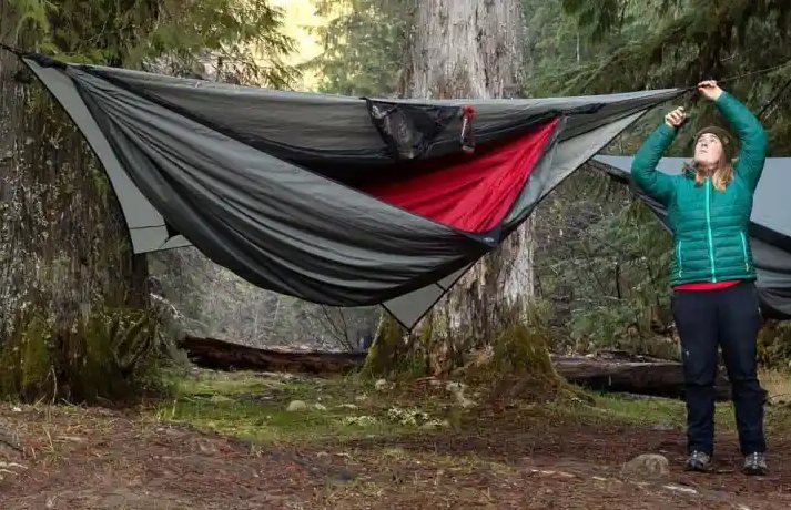 how to set up a Hennessy Hammock